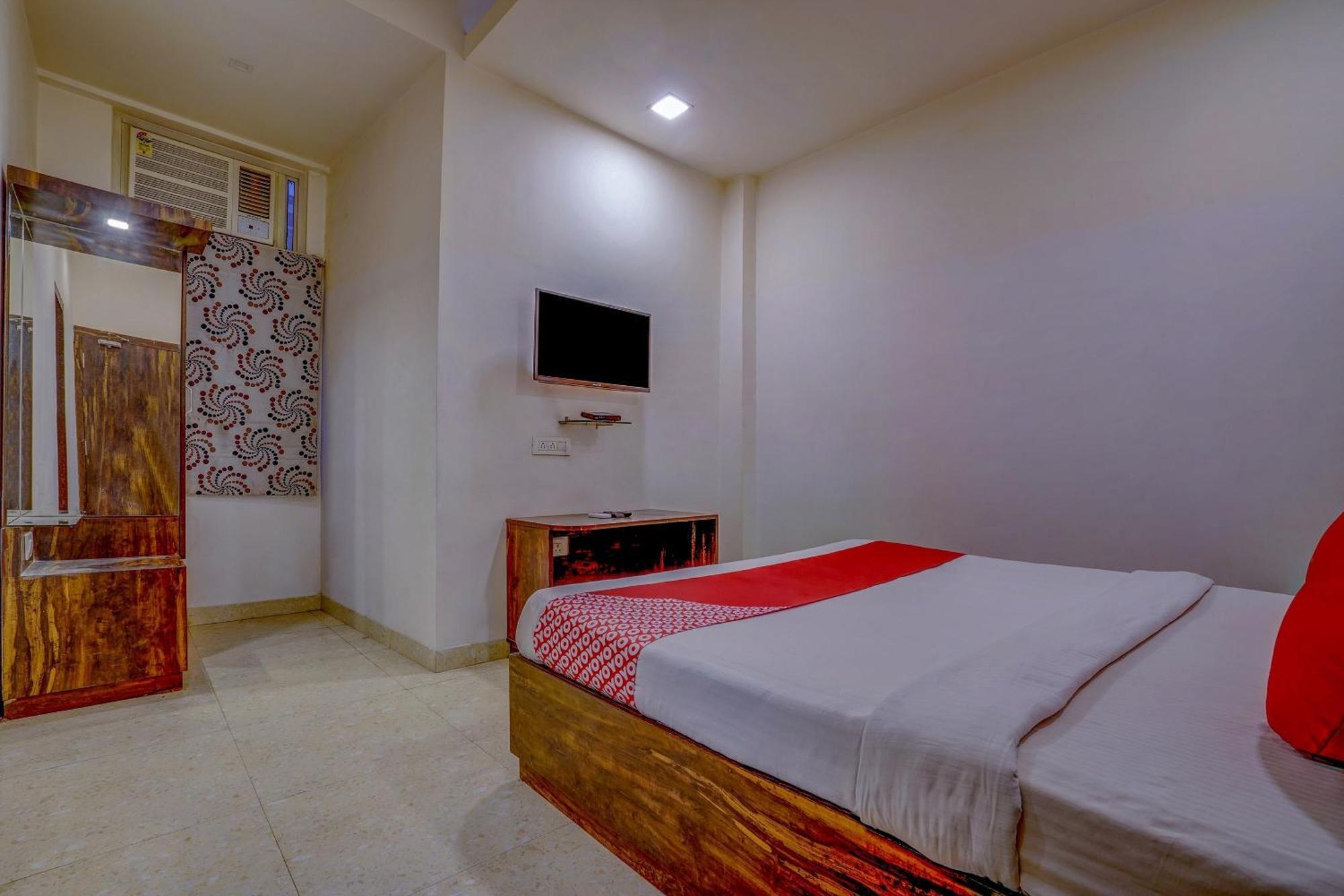 Super Hotel O Traveller Inn Лакхнау Экстерьер фото